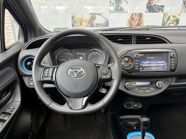 Toyota YARIS 1.5 Hybrid SkyBlue | Panoramadak | Navi | Bluetooth |