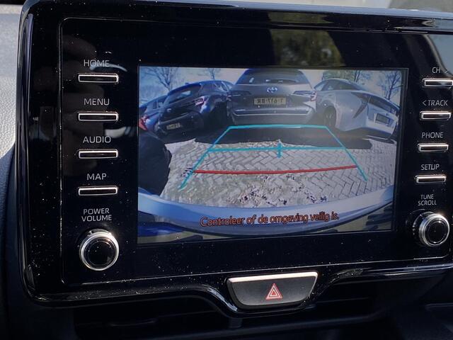 Toyota YARIS 1.5 Hybrid Business Plus Parkeersensoren voor + achter, Stoelverwarming, Apple carplay en/of Android auto navigatie, Adaptieve cruise control, Climate control, Achteruitrijcamera, BTW-auto