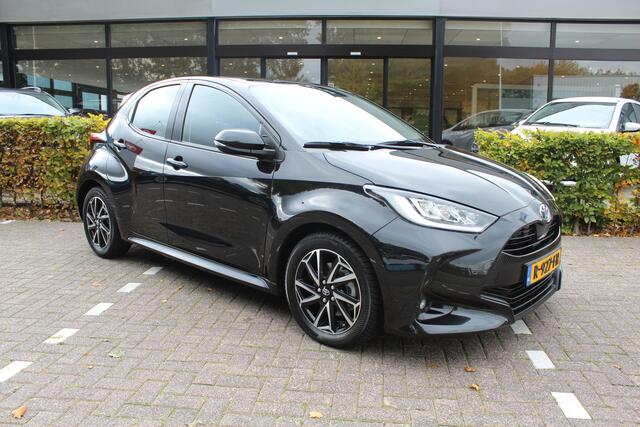 Toyota YARIS 1.5 Hybrid Dynamic | Rijklaar | Apple/Android | Smartkey | LED | Camera | Clima | Adap.cruise | NL-auto