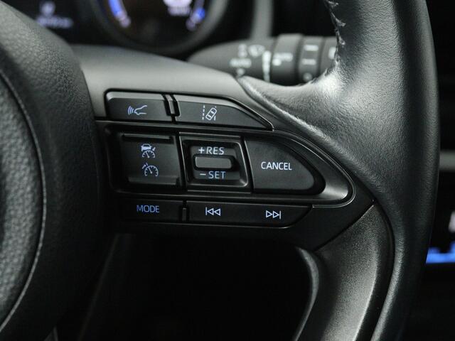 Toyota YARIS Cross 1.5 Hybrid Dynamic | Parkeersensoren | Dodehoek detectie | Stoelverwarming |