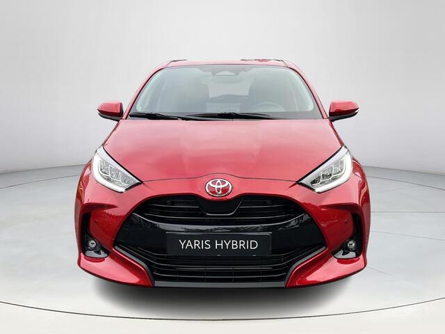 Toyota YARIS 1.5 Hybrid 115 Dynamic | Emotional Red | Comfort Pack | Nieuw uit voorraad leverbaar |