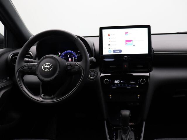 Toyota YARIS Cross 1.5 Hybrid 130 Dynamic | Achteruitrijcamera | Stuur, Voorruit en stoelverwarming | Apple Carplay & Android Auto |