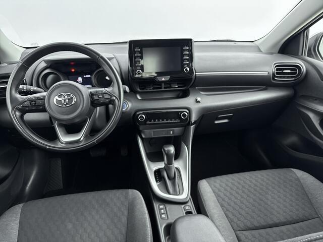 Toyota YARIS 1.5 Hybrid Dynamic | Navigatie | Keyless Entry/Start | Parkeercamera | 16" Lichtmetalen Velgen |