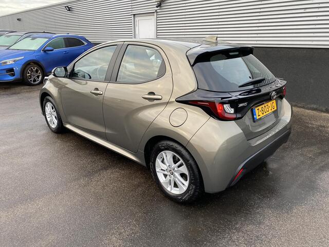 Toyota YARIS 1.5 Hybrid 115 Active 1e eign. NL-auto, Apple CarPlay/Android Auto navigatie, achteruitrij camera, adaptieve cruise control, BTW-auto!
