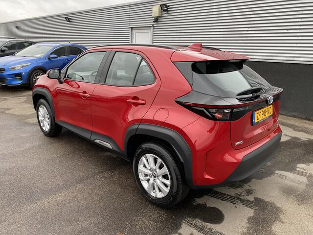 Toyota YARIS Cross 1.5 Hybrid Active 1e eign. NL-auto, Apple Carplay en/of Android auto navigatie, Achteruitrijcamera, Adaptieve cruise control, BTW-auto