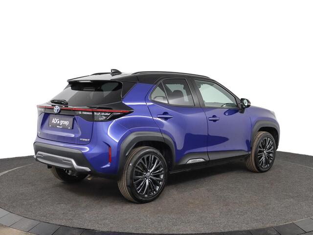 Toyota YARIS Cross 1.5 Hybrid Adventure | Stoelverwarming | Stuurverwarming | Navigatie |