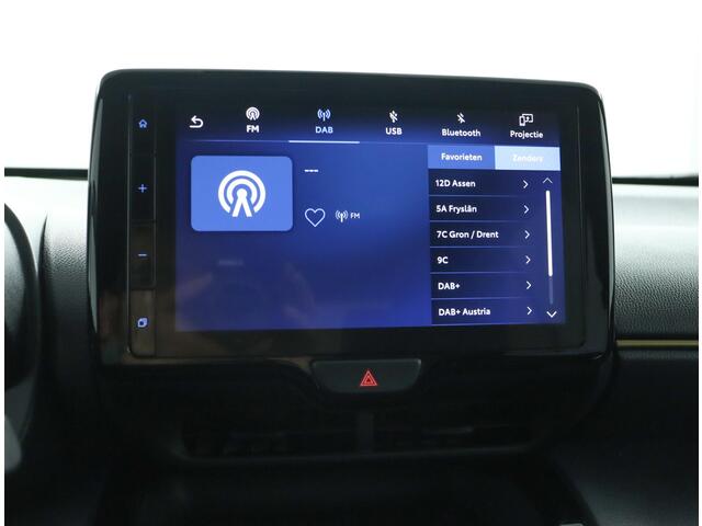 Toyota YARIS Cross 1.5 Hybrid Adventure | Stoelverwarming | Stuurverwarming | Navigatie |