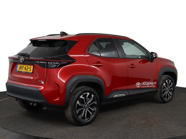 Toyota YARIS Cross 1.5 Hybrid 115 Dynamic | Parkeer sensoren voor + achter | Stoelverwarming | Navigatie |