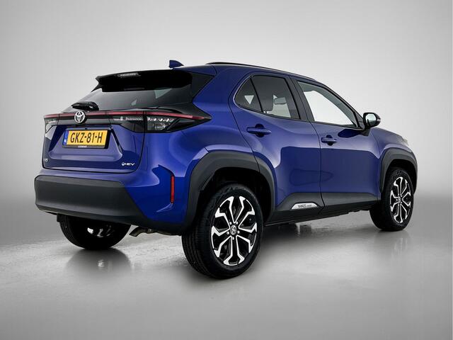 Toyota YARIS Cross 1.5 Hybrid Business | Adaptive cruise control | Climate control | LM velgen |