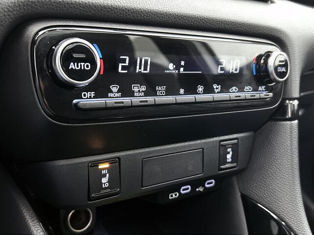 Toyota YARIS 1.5 Hybrid 130 Launch Edition