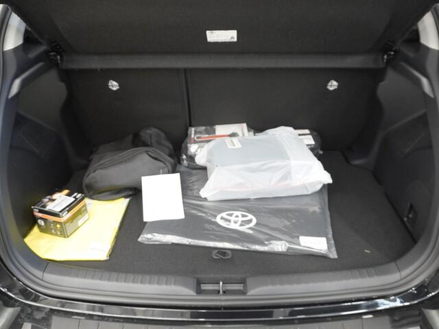 Toyota YARIS 1.5 Hybrid 115 Dynamic | Stoel- Stuurverwarming | App Connect | Ongebruikt | Rijklaarprijs