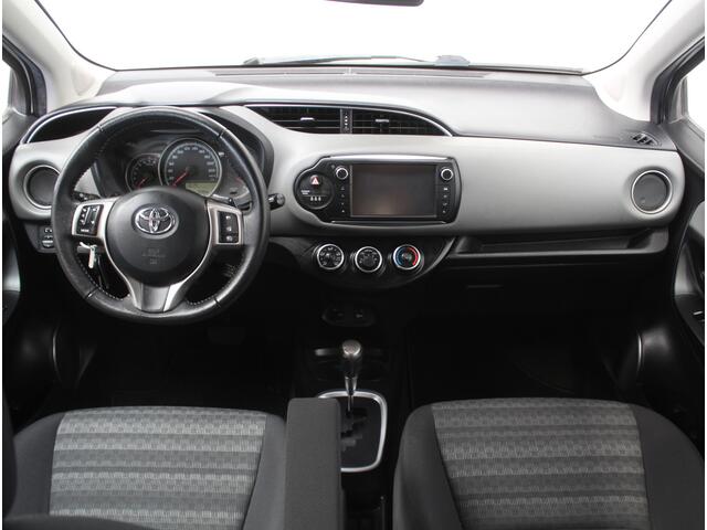 Toyota YARIS 1.3 VVT-i Aspiration AIRCO | CAMERA | CRUISE | ROLSTOELLIFT | CV | ELRM | STB | BLUETOOTH