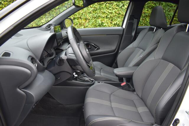 Toyota YARIS Cross 1.5 Hybrid Executive BOMVOL 16DKM NIEUWSTAAT!