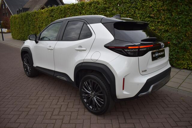 Toyota YARIS Cross 1.5 Hybrid Executive BOMVOL 16DKM NIEUWSTAAT!