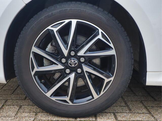 Toyota YARIS 1.5 Hybrid Stoelverwarming | All season banden | adaptieve cruise control |
