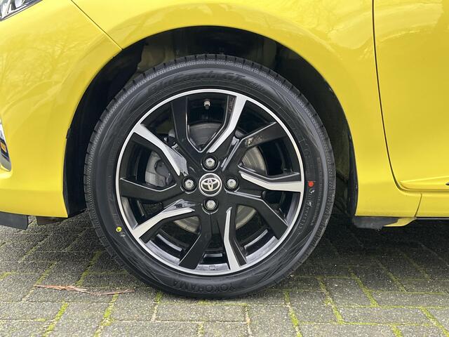 Toyota YARIS 1.5 Hybrid Bi-Tone