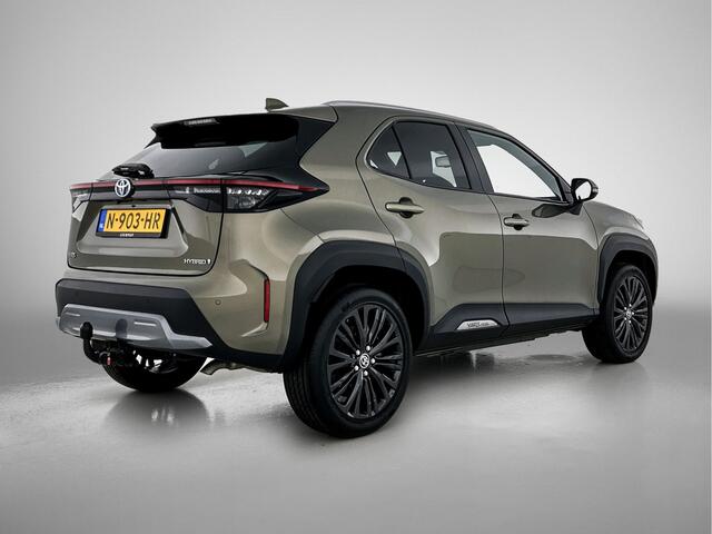 Toyota YARIS Cross 1.5 Hybrid Adventure | Navigatie | Afneembare trekhaak | PDC |