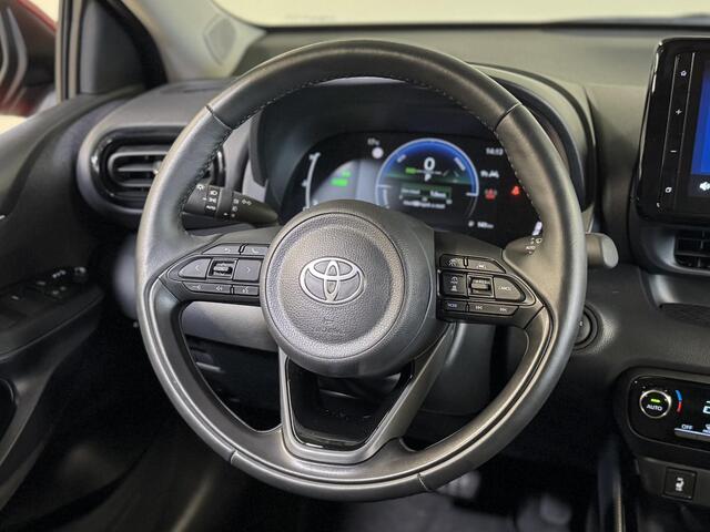 Toyota YARIS 1.5 Hybrid 115 Dynamic plus | PDC Rondom | Stoel/stuur verw. | LED | Draadloze carplay | Keyless |