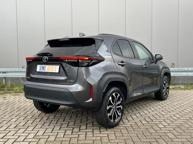 Toyota YARIS Cross 1.5 Hybrid Stoel-stuur Verw. / Camera / Key Less