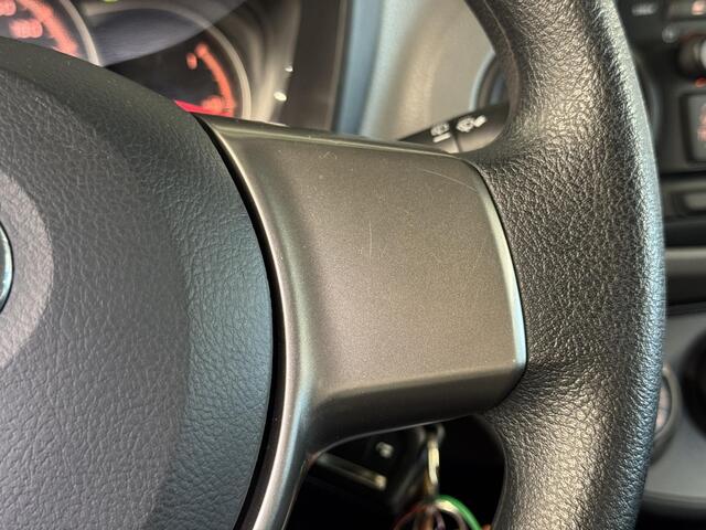 Toyota YARIS 1.0 VVT-i Now | Trekhaak | Airco | Dealeronderhouden |