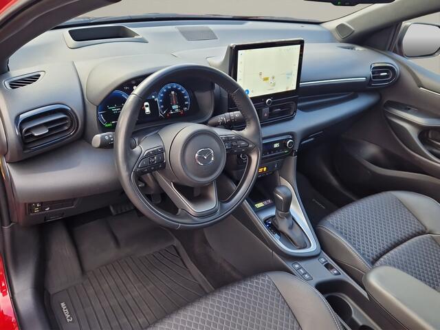 Toyota YARIS 1.5 Hybrid 115 Executive Trekhaak - Panodak - NL Auto