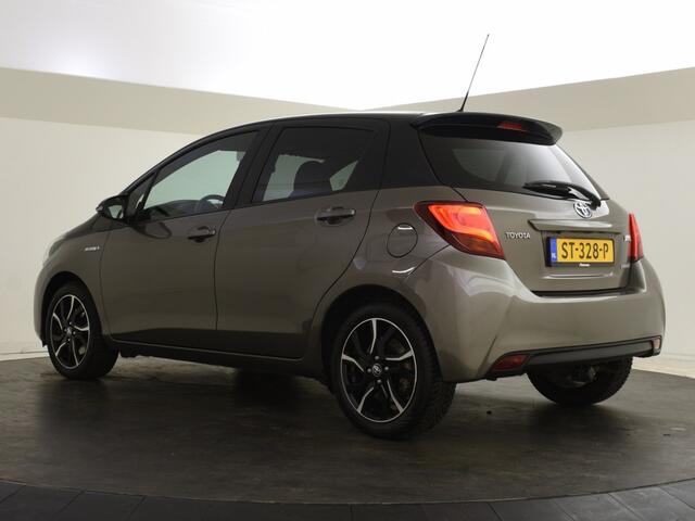 Toyota YARIS 1.5 Hybrid Trend | Trekhaak| Navigatie | Lm Velgen