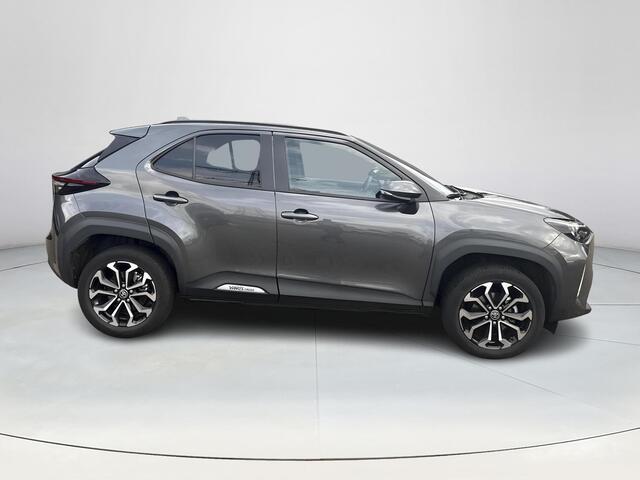 Toyota YARIS Cross 1.5 Hybrid 115 First Edition **KEYLESS/ ADAPTIVE CRUISECONTROL/ VOORVERWARMING/ GARANTIE**