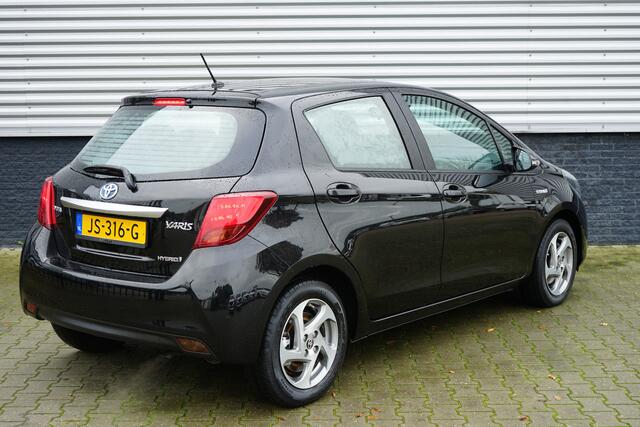 Toyota YARIS 1.5 Hybrid Trend