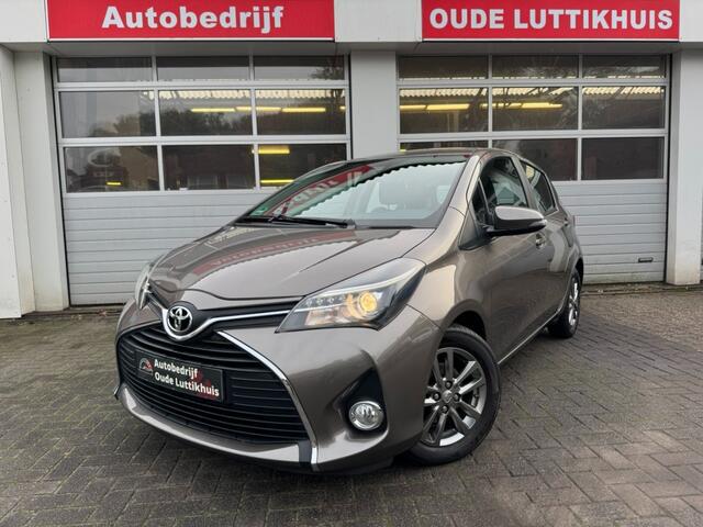 Toyota YARIS 1.3 VVT-i Automaat Led Cruise Navi Airco Trekhaak