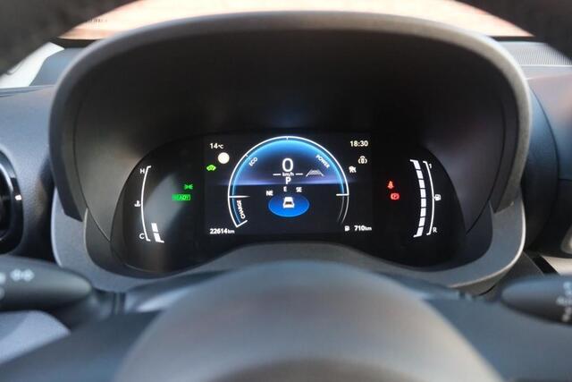 Toyota YARIS Cross 1.5 Hybrid 116pk CVT Active | App Connect | Climate | Adaptive Cruise | Camera | Winter Pakket