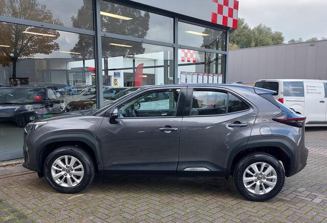 Toyota YARIS Cross 1.5 Hybrid Business Plus 4WD Camera