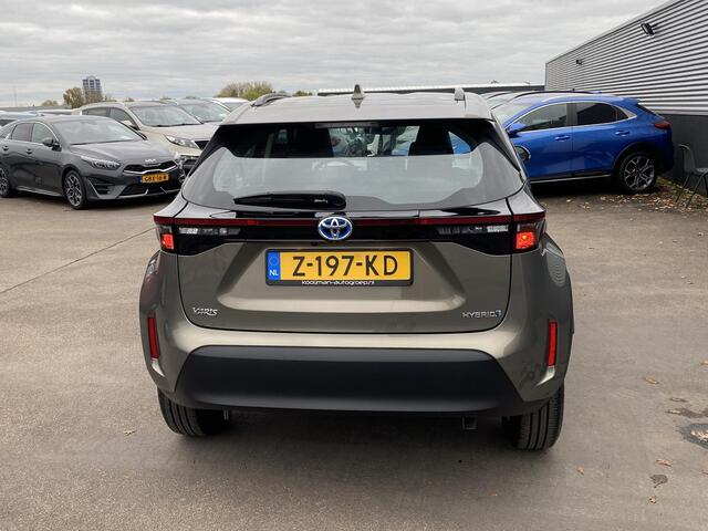 Toyota YARIS Cross 1.5 Hybrid Active Navigatie Apple CarPlay/Android Auto, achteruitrij camera, adaptieve cruise control, automaat, dealer onderhouden!