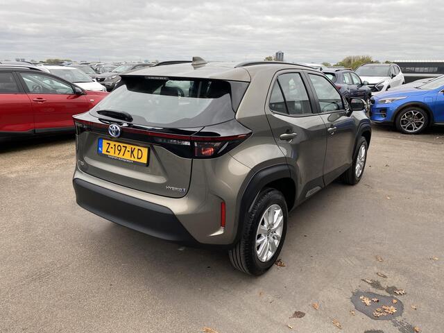 Toyota YARIS Cross 1.5 Hybrid Active Navigatie Apple CarPlay/Android Auto, achteruitrij camera, adaptieve cruise control, automaat, dealer onderhouden!