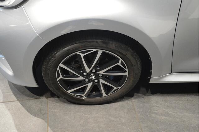 Toyota YARIS 1.5 VVT-i Dynamic airco camera keyless carplay 16 inch !!