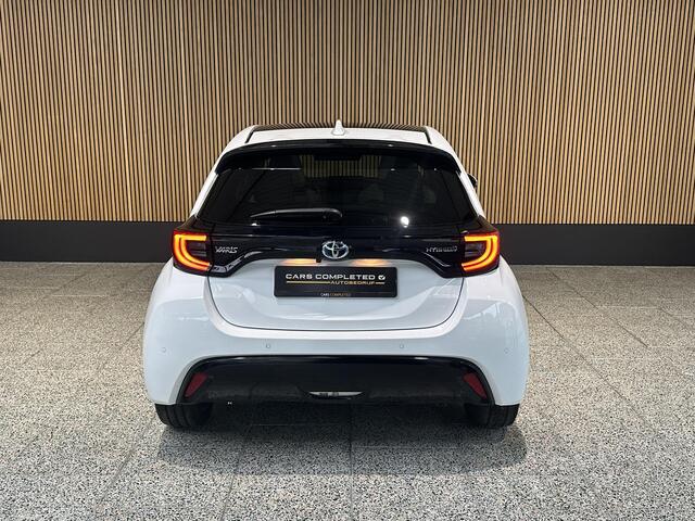 Toyota YARIS 1.5 Hybrid Executive Panodak | JBL | Head-Up display