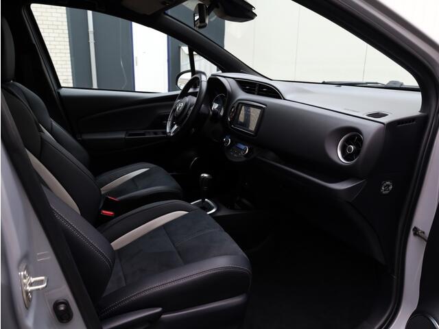 Toyota YARIS 1.5 Hybrid GR-Sport | Bi-Tone | Carplay |