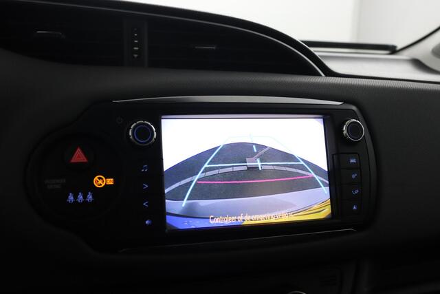 Toyota YARIS 1.5 Hybrid Trend | Lichtmetalen velgen | Parkeer camera | Navigatie |