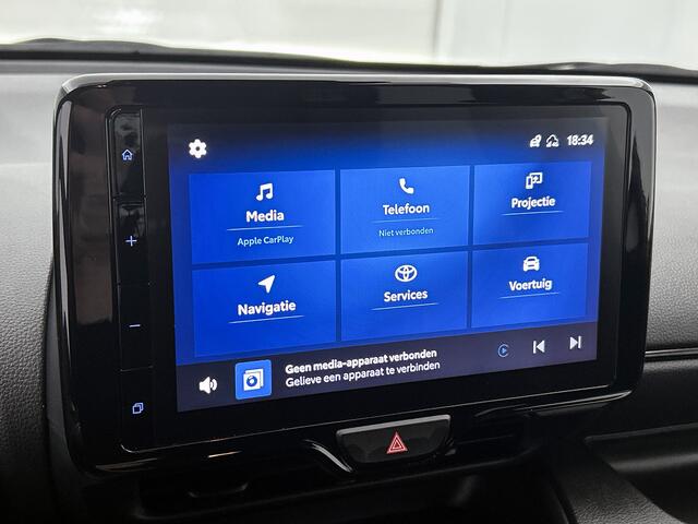 Toyota YARIS 1.5 Hybrid 130 GR Sport | Sportstoelen | Stoelverwarming | Head up Display | Navigatie | 18 inch LM Velgen |