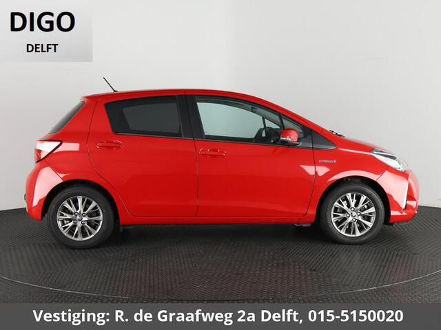 Toyota YARIS 1.5 Hybrid Dynamic | Trekhaak | Apple Carplay & AndroidAUTO | Dealer onderhouden | 1e eigenaar