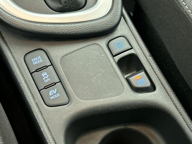 Toyota YARIS 1.5 Hybrid Active Auto. Navigatie Apple Carplay/Android Auto Camera Adaptive Cruise Control Climate Control