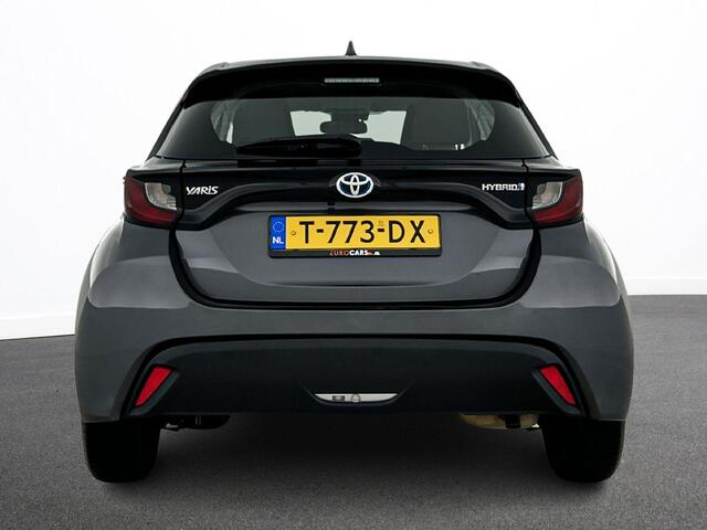 Toyota YARIS 1.5 Hybrid Active Auto. Navigatie Apple Carplay/Android Auto Camera Adaptive Cruise Control Climate Control