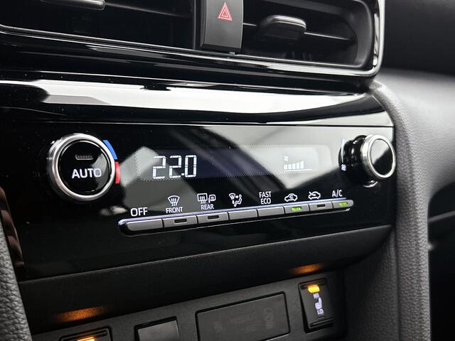 Toyota YARIS Cross 1.5 Hybrid 115 Dynamic | Stoel en stuurverwarming | Apple Car play/Android Auto | LM Velgen |