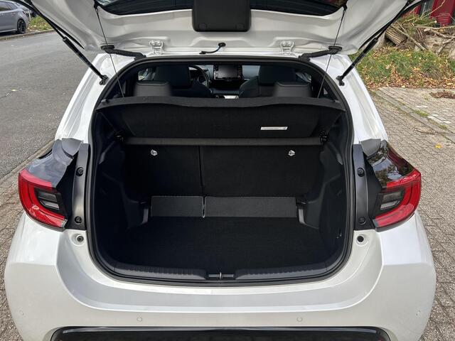 Toyota YARIS 1.5 Hybrid Executive