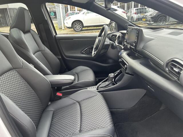 Toyota YARIS 1.5 Hybrid Executive