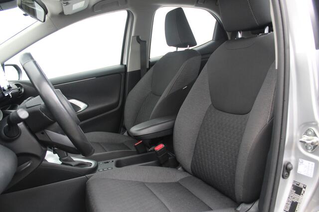 Toyota YARIS Hybrid Mazda 2 Mazda 2 l Apple Carplay/ Android auto l Keyless l Automaat l Cruise control l Stuur- en Stoelverwarming VDL auto