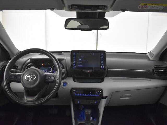 Toyota YARIS 1.5 Hybrid Executive | Panoramadak | HUD | Stuur en Stoelverwarm
