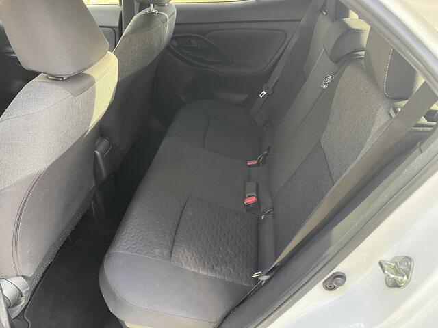 Toyota YARIS Cross 1.5 Hybrid Dynamic | Rijklaar | Stoel en stuurverwarming,| Draadloos telefoon laden