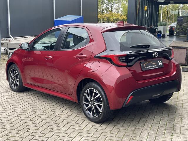 Toyota YARIS 1.5 VVT-i DYNAMIC / LED / CRUISE / CARPLAY / RIJKLAAR
