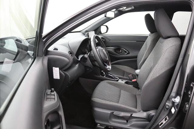 Toyota YARIS Cross 1.5 Hybrid 115 First Edition | Keyless Entry | Grootscherm Navigatie | Led Verlichting | Parkeercamera |