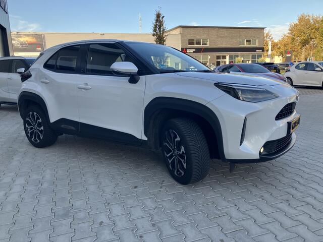 Toyota YARIS 1.5 Hybrid Dynamic | Trekhaak | PDC v/a | Blindspot